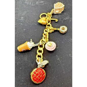 Limited Edition 2013 Juicy Couture Holiday Charm Bracelet 7”, 6 charms Pre-owned